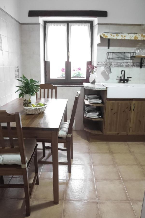 Arriola Txiki Pension Itziar Buitenkant foto
