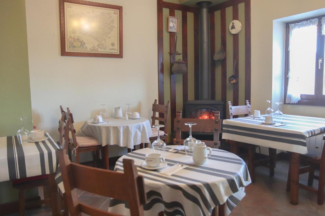 Arriola Txiki Pension Itziar Buitenkant foto
