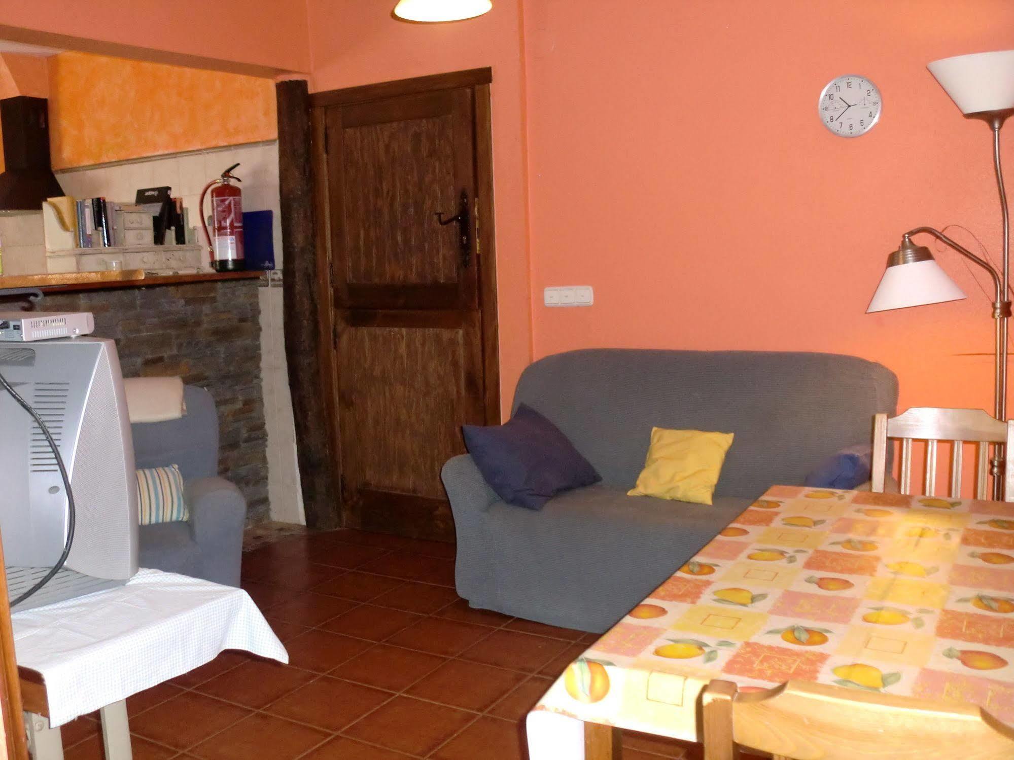 Arriola Txiki Pension Itziar Buitenkant foto